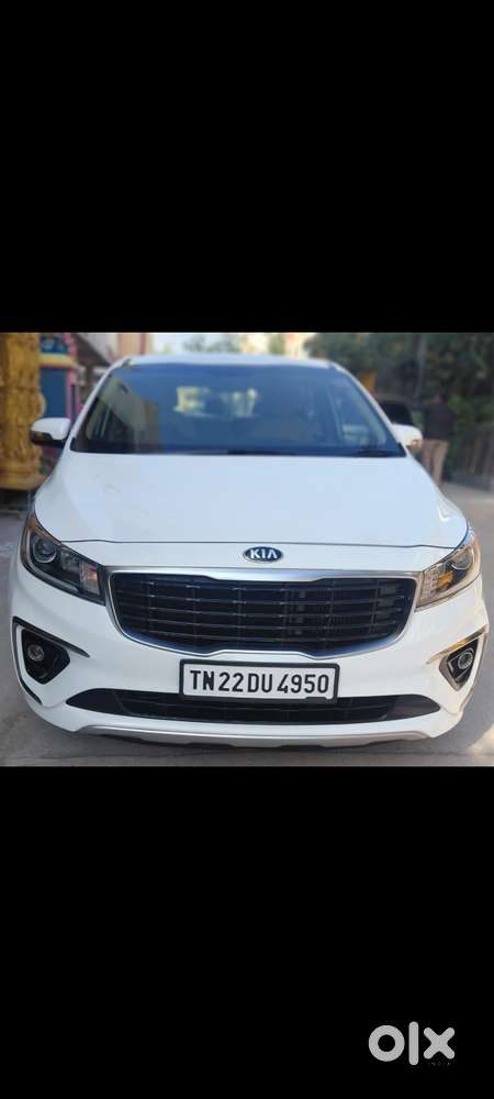 Kia Carnival Premium, 2021, Diesel