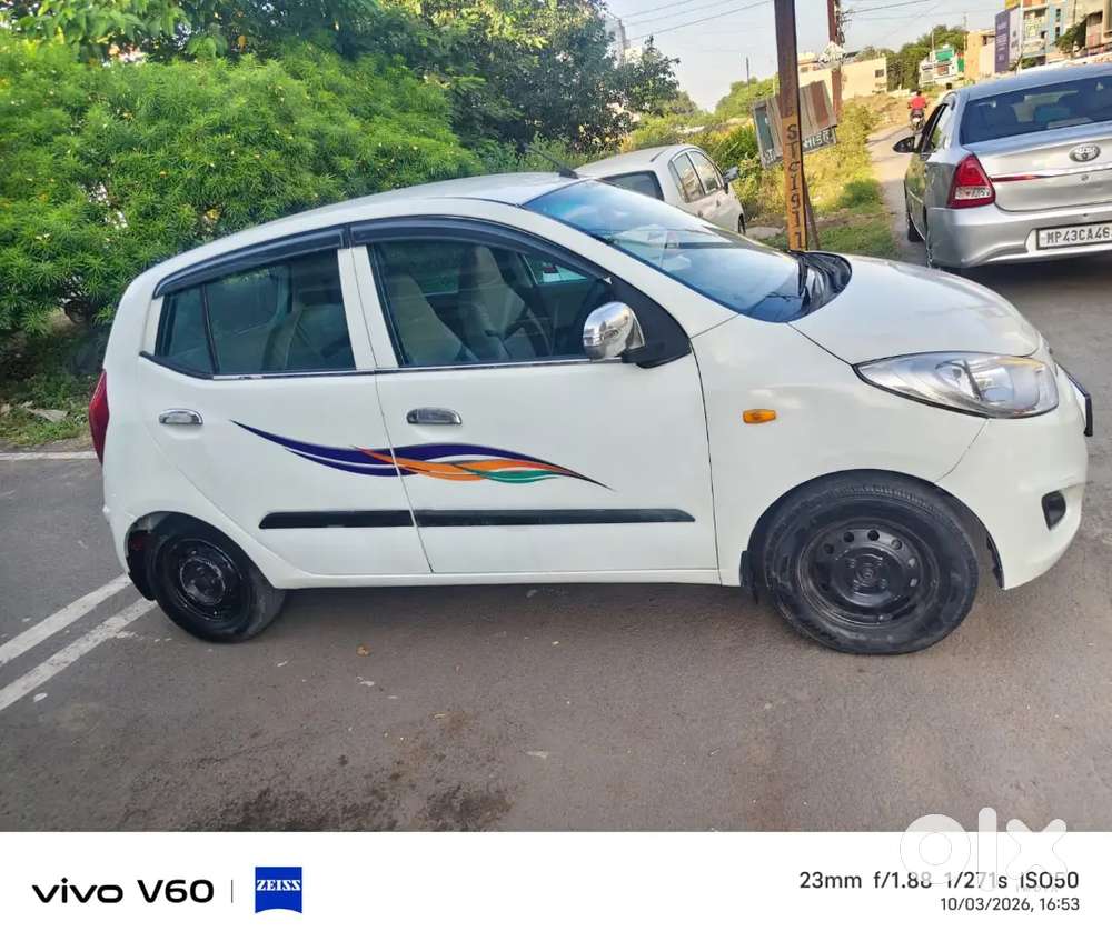Hyundai I10 Sportz Petrol 2013