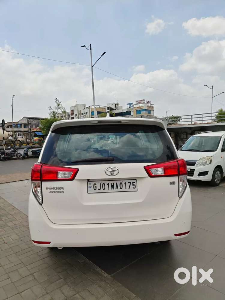 Toyota Innova Crysta 2.4 G Mt 7 Str, 2020, Diesel