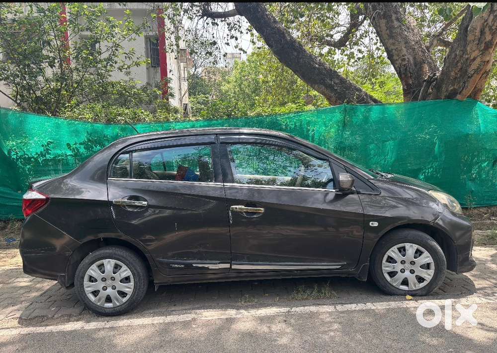 Honda Amaze 2016 End Petrol Top Model