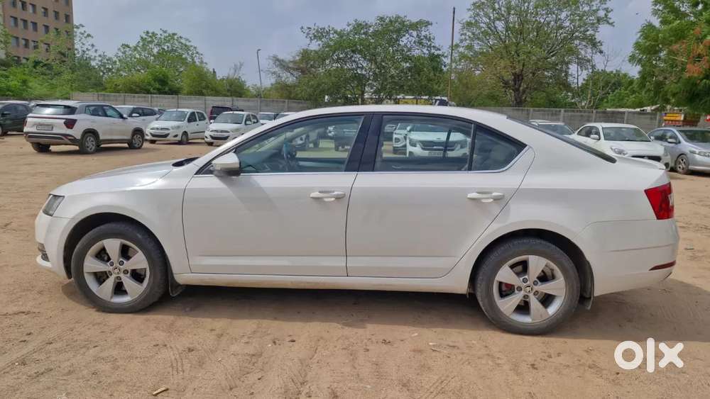 Skoda Octavia 1.8 Tsi Style At, 2018, Petrol
