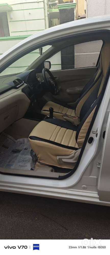 Maruti Suzuki Dzire 1.2 Lxi, 2022, Petrol