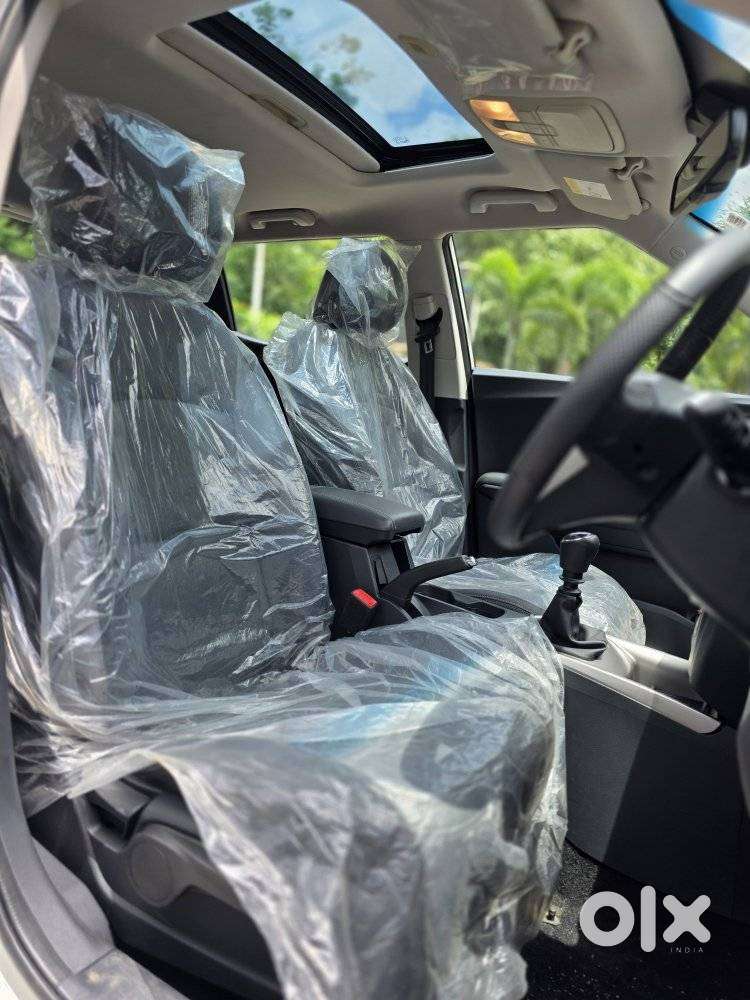 Mahindra Xuv300 W8 Option, 2023, Petrol
