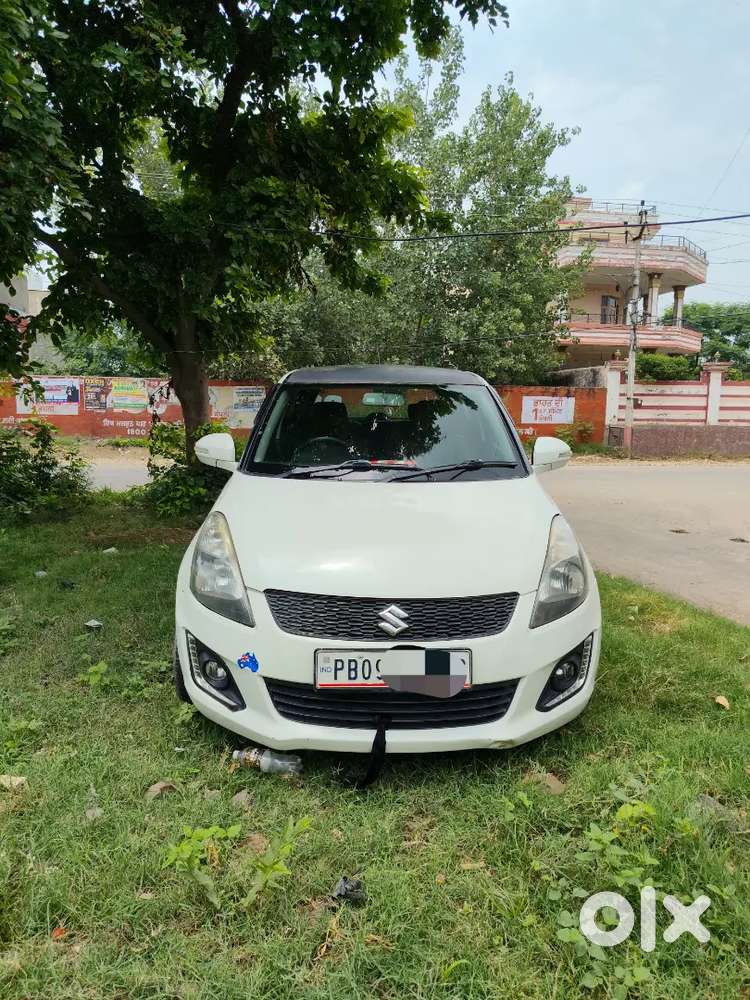 Maruti Suzuki Swift Vxi 2015 Petrol.good Alloys Tyers, Insaurance Vali