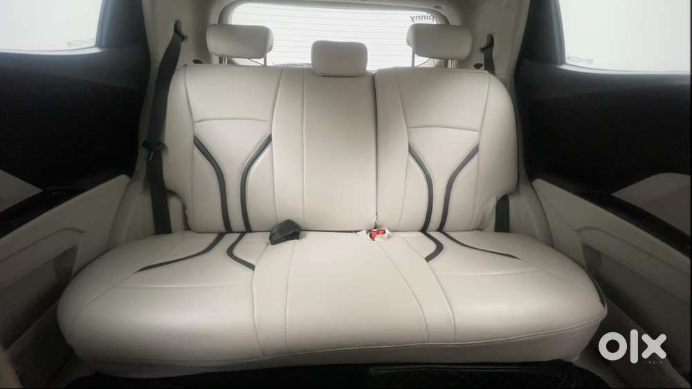 Mahindra Xuv300 W8 Amt Optional Diesel, 2023, Petrol