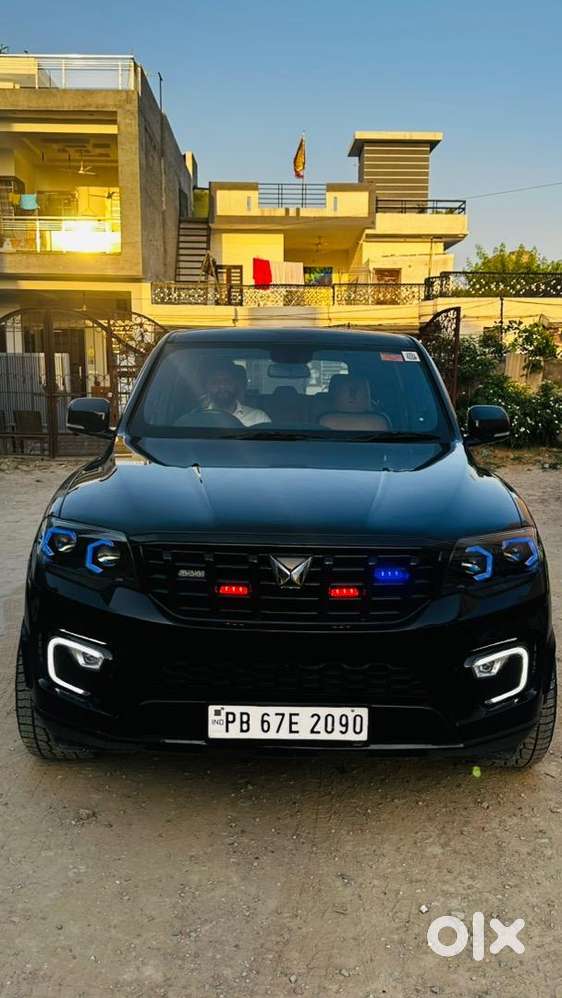 Mahindra Diesel Car 2025