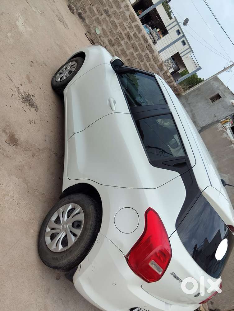 2023 Maruti Swift Vxi Cng