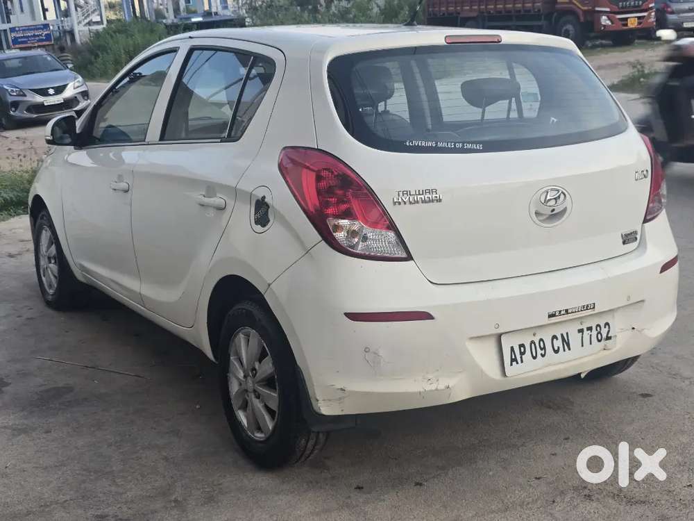 Hyundai I20 2012 Petrol 15 Km Driven