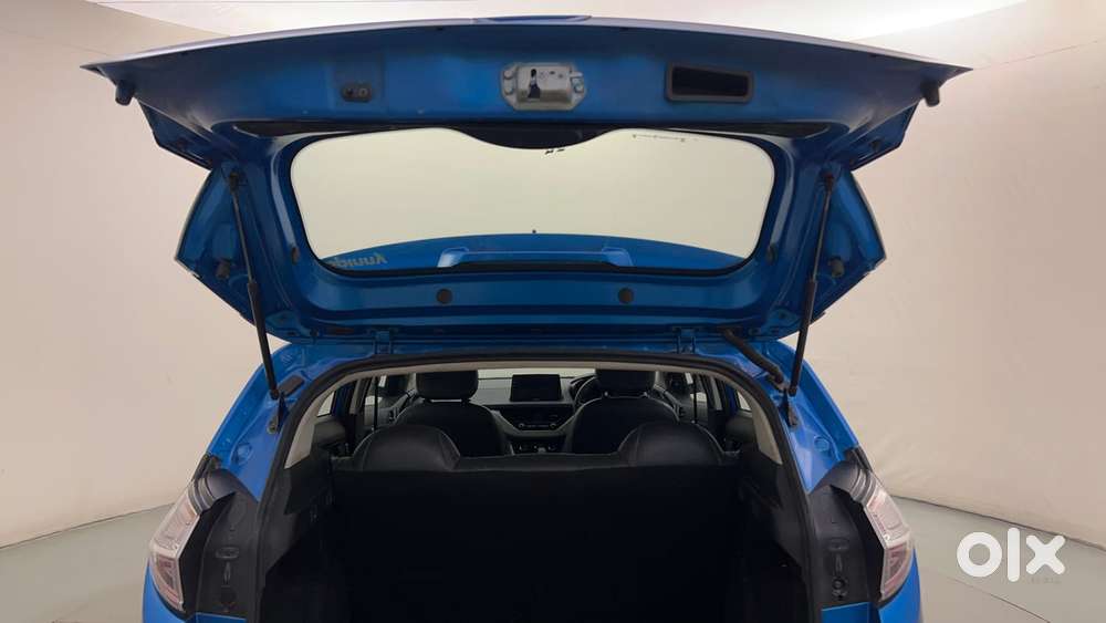 Tata Nexon 1.5 Revotorq Xma Amt (s), 2018, Petrol
