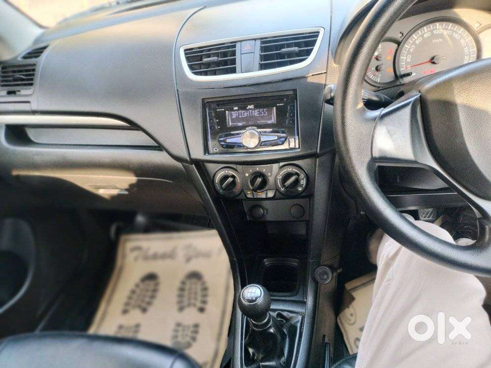 Maruti Suzuki Swift 1.3 Dlx, 2017, Petrol