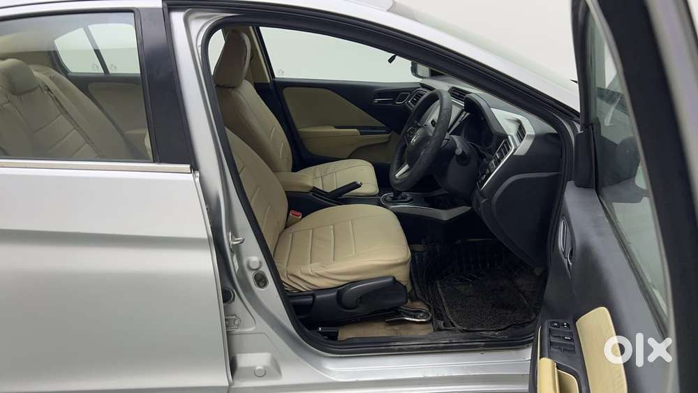 Honda City I-vtec V, 2018, Petrol