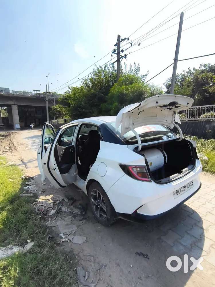 Hyundai Aura Sx 2023