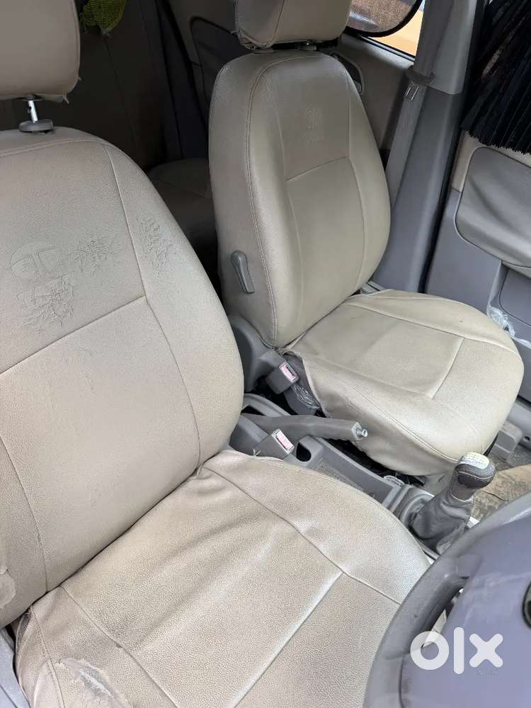 Tata Manza Aura Safire 2010