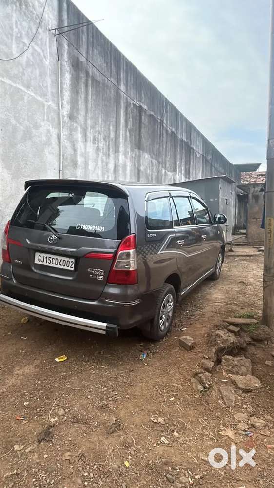 Toyota Innova 2015 Diesel 120000 Km Driven
