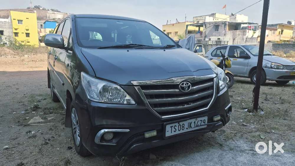 Toyota Innova 2012 Diesel 265000 Km Driven