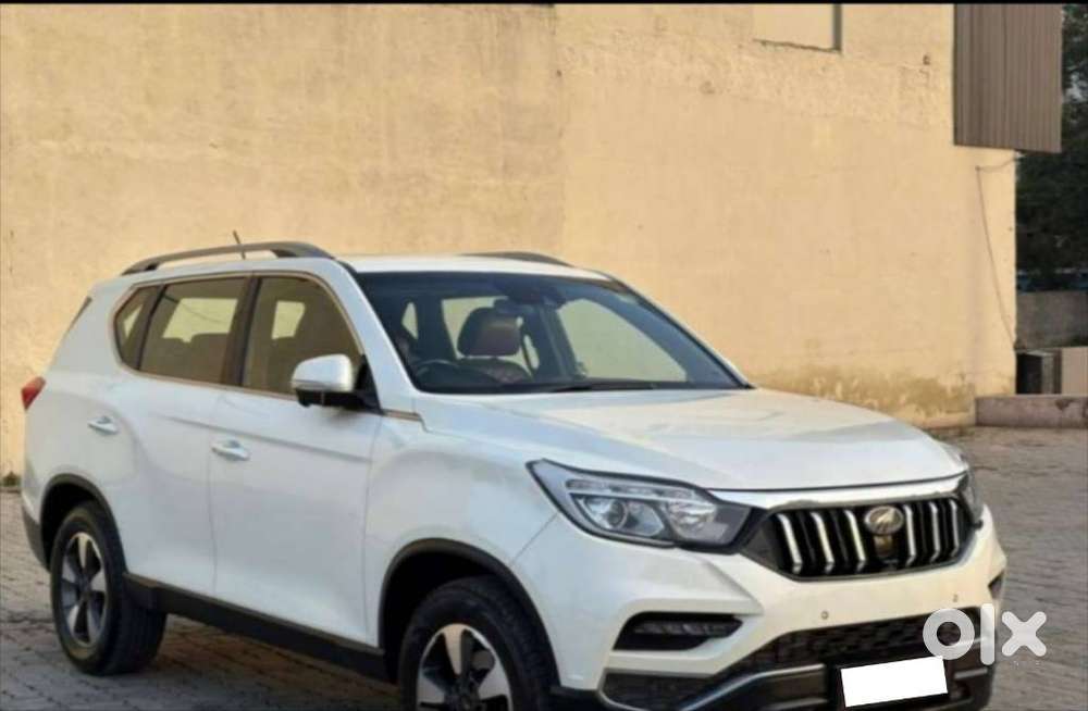 Mahindra Alturas G4 4wd At, 2018, Diesel