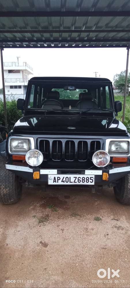 Mahindra Bolero Neo 2001