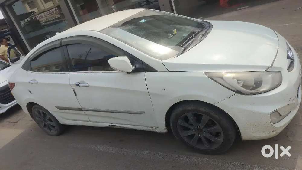 Hyundai Verna 2011 Diesel 150000 Km Driven