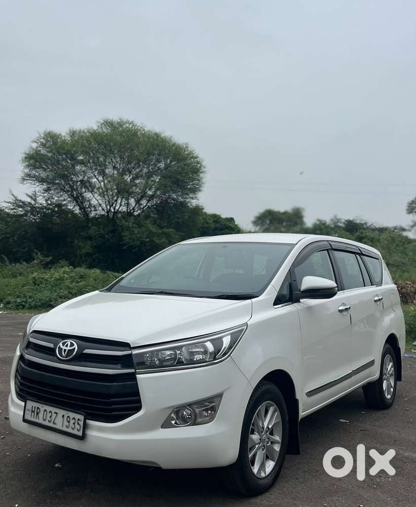 Toyota Innova Crysta 2.4 G Plus Mt 8 Str, 2020, Diesel