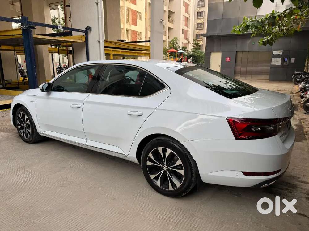 Skoda Superb 2.0 L & K November 2022