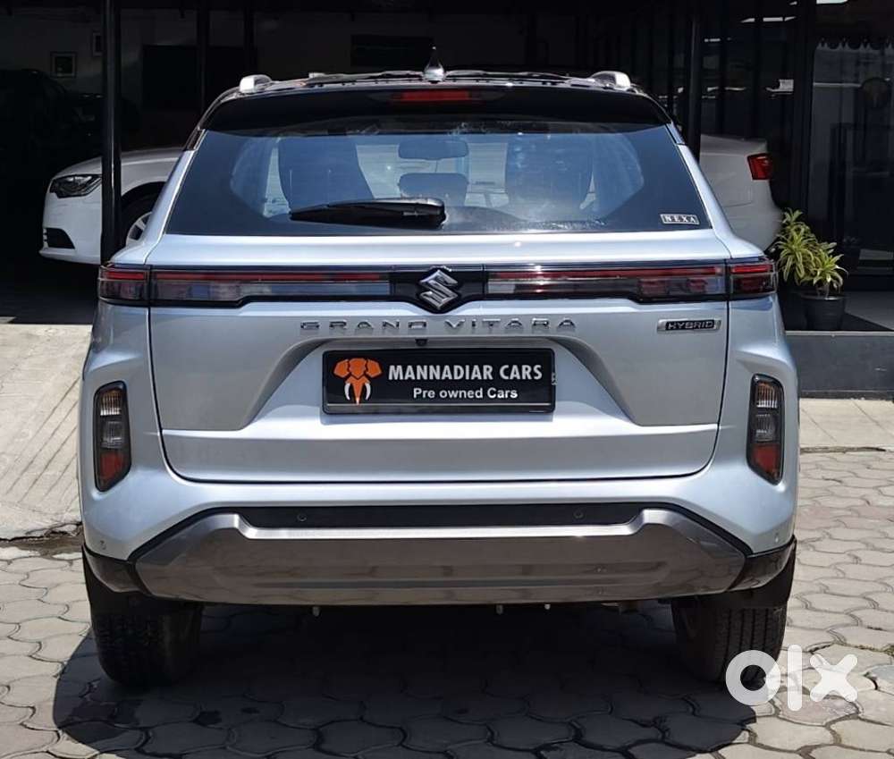 Maruti Suzuki Grand Vitara 1.5 Alpha Awd, 2024, Cng & Hybrids