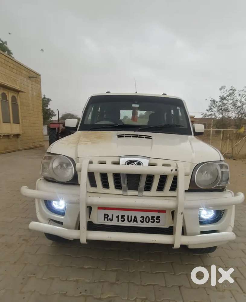 अच्छी गाड़ी है