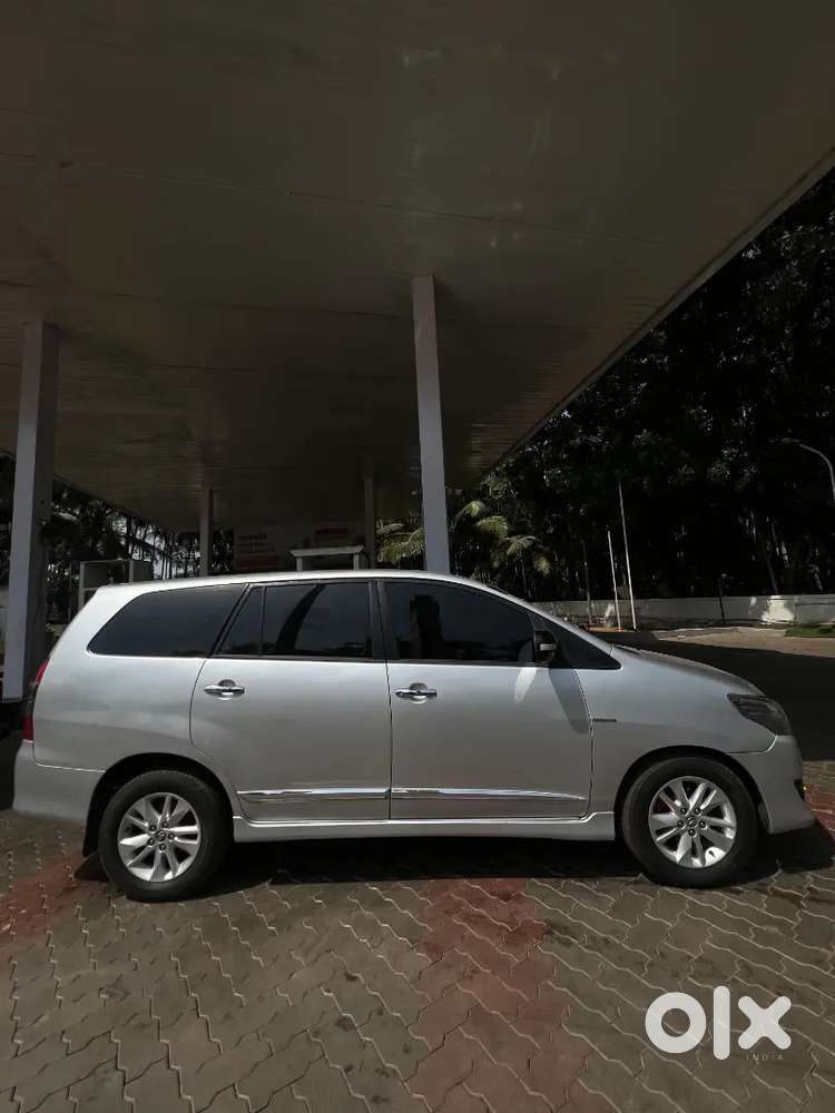 Toyota Innova 2.5 G4 2015