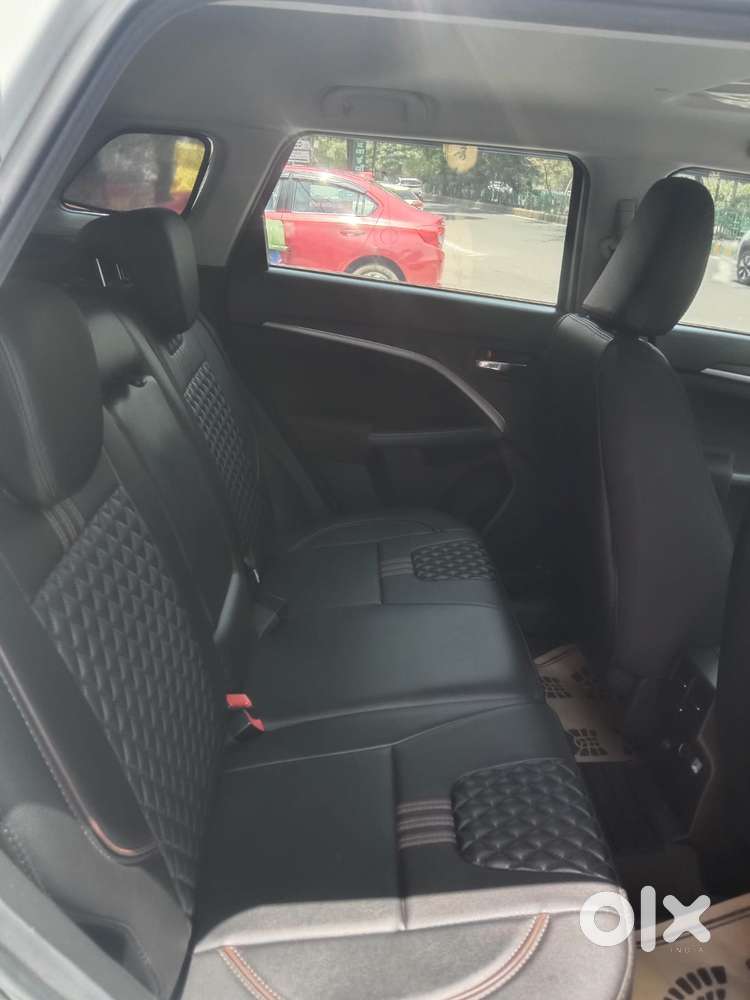 Maruti Suzuki Brezza 1.5 Zxi At Smart Hybrid, 2025, Petrol