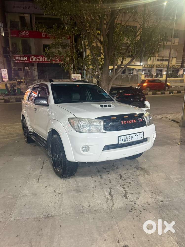 Toyota Fortuner 2010 Well Maintained