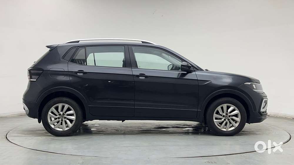 Volkswagen Taigun 1.0 Tsi Highline At, 2022, Petrol