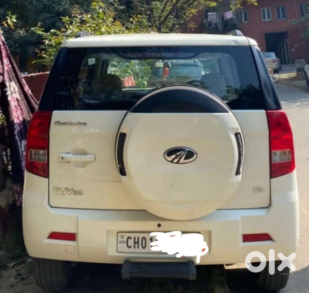 Mahindra Tuv 300. 6+  2017