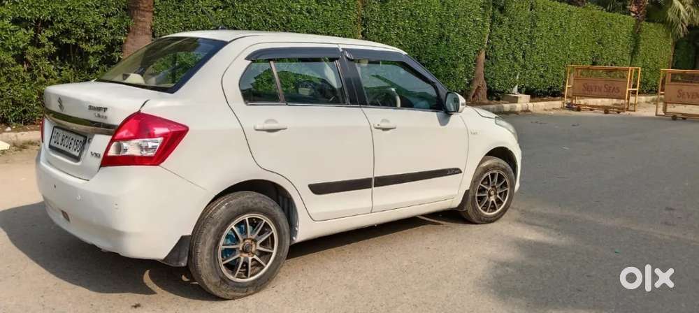 Maruti Suzuki Swift Dzire 1.2 Vxi Bsiv, 2012, Cng & Hybrids