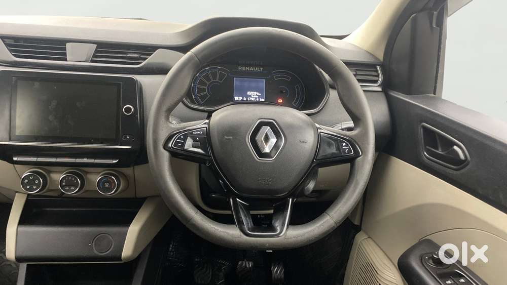 Renault Triber Rxt, 2022, Petrol