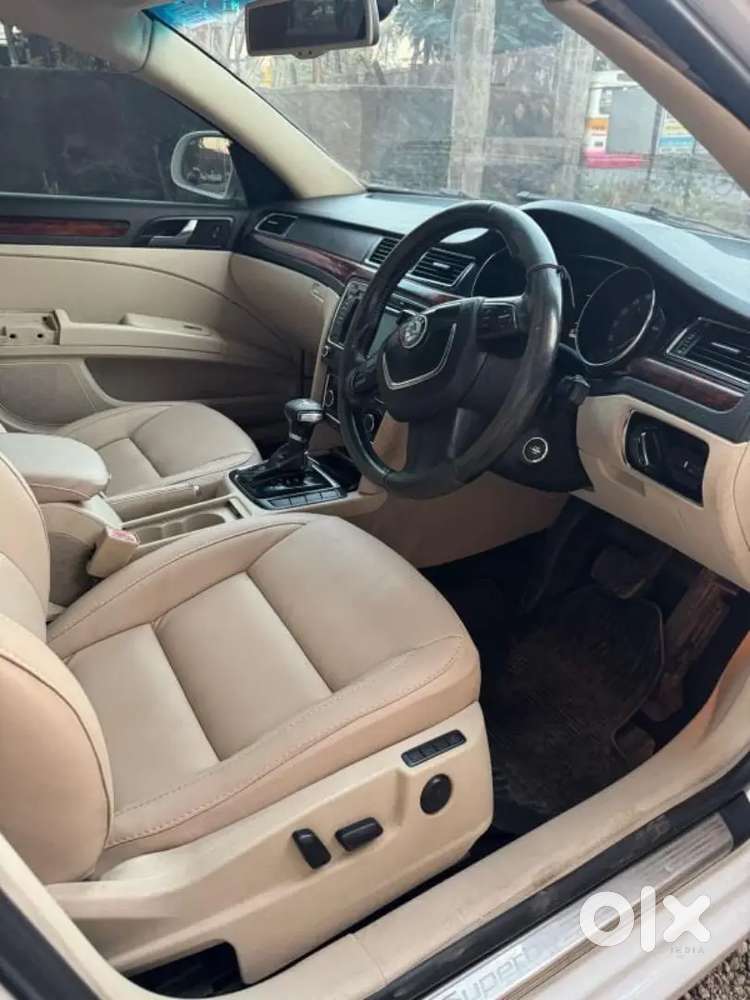 Skoda Superb Elegance 2013