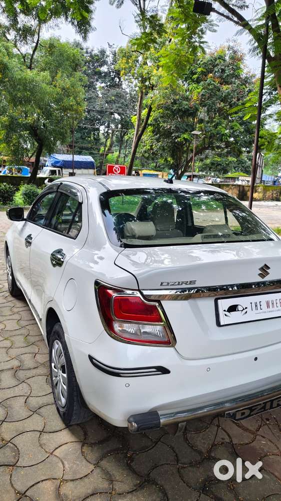 Maruti Suzuki Dzire 1.2 Vxi, 2022, Petrol
