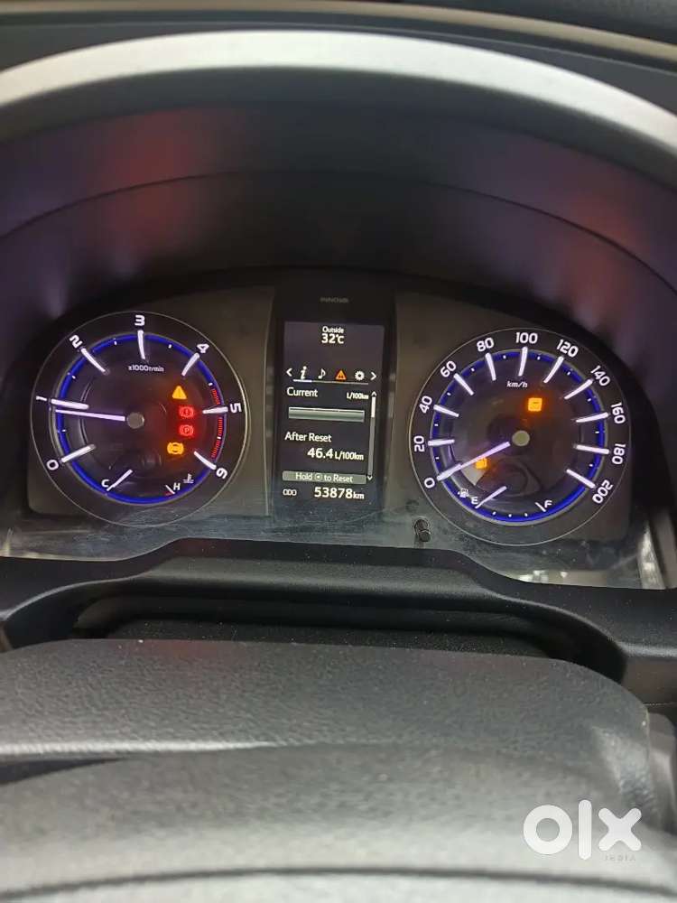 Toyota Innova Crysta 2022 Diesel 53878 Km Driven