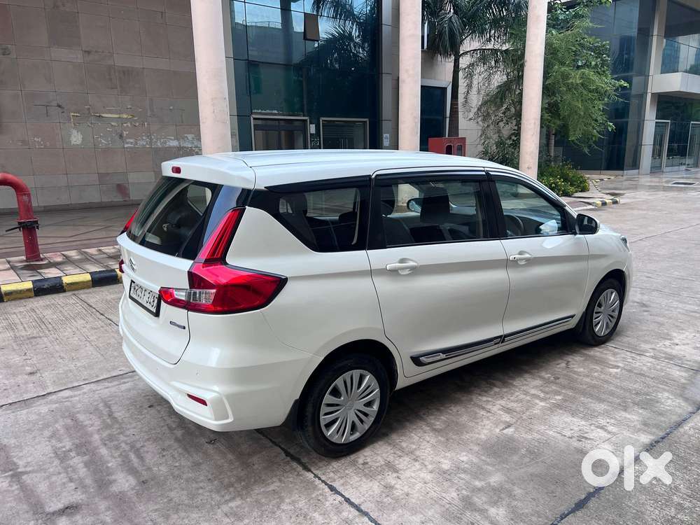 Maruti Suzuki Ertiga Vxi At Petrol, 2020, Petrol