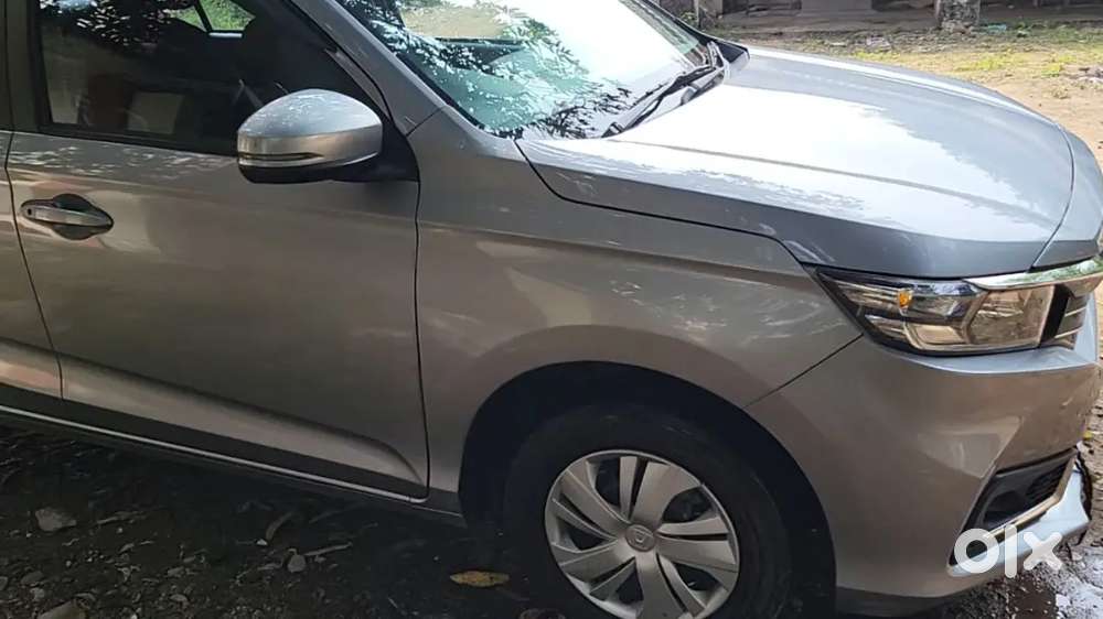 Honda Amaze S Mt Petrol 2025(metallic Silver)