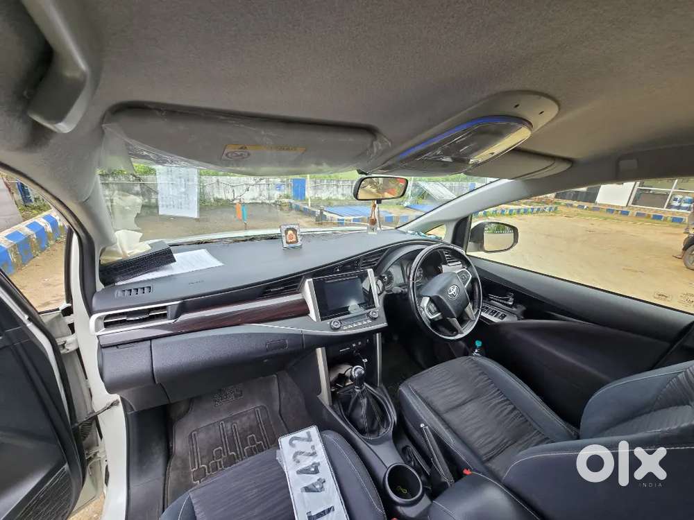 Toyota Innova Crysta 2016 Diesel Mt
