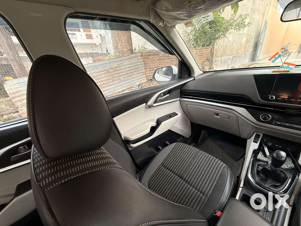 Kia Carens 1.4 Prestige 7 Str, 2024, Petrol