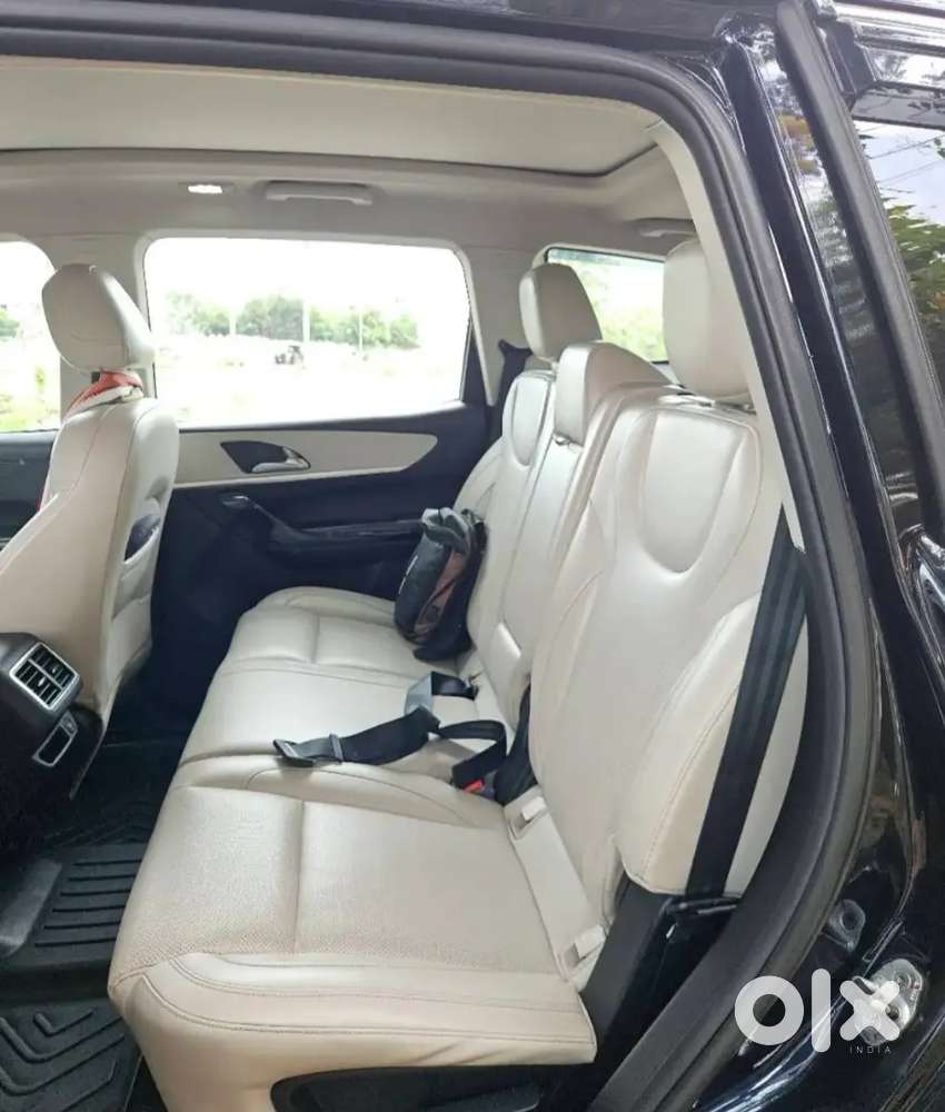 Mahindra Xuv700 Ax7l Diesel 2024 1st Owner No Lone