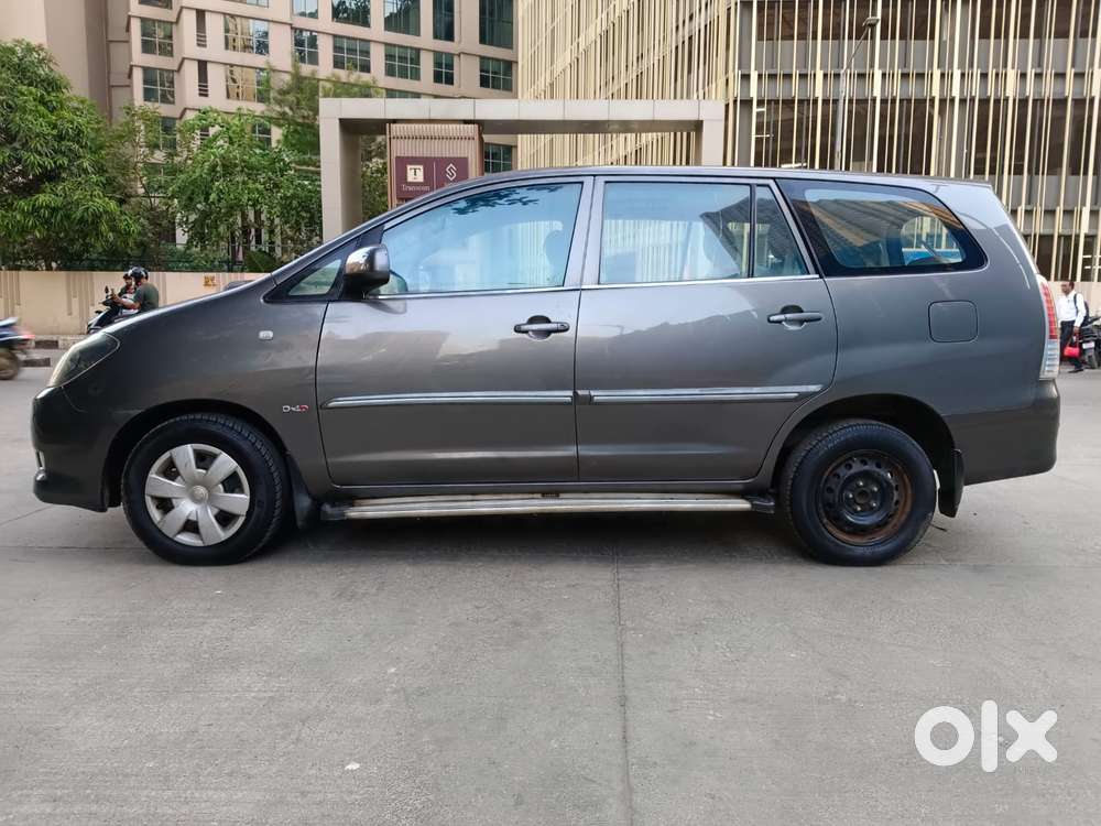 Toyota Innova 2004-2011 2.0 G1 Bsiv, 2010, Diesel