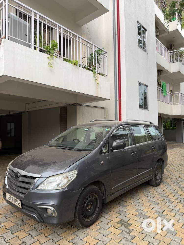 Toyota Innova Diesel 2015