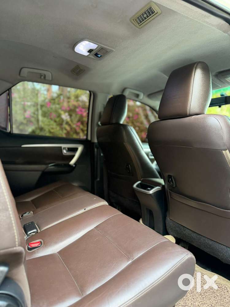 Toyota Fortuner 4x2 At, 2017, Diesel