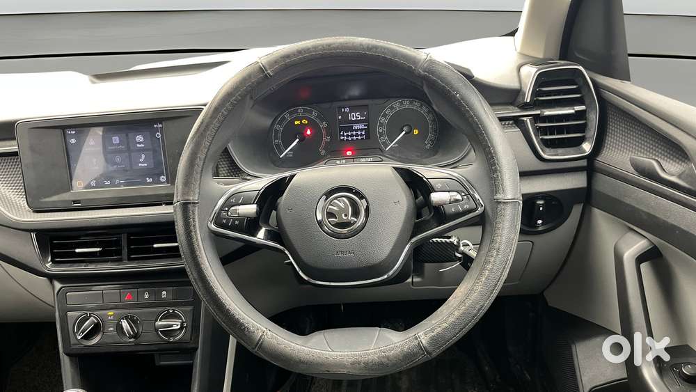 Skoda Kushaq 1.0 Tsi Active, 2022, Petrol
