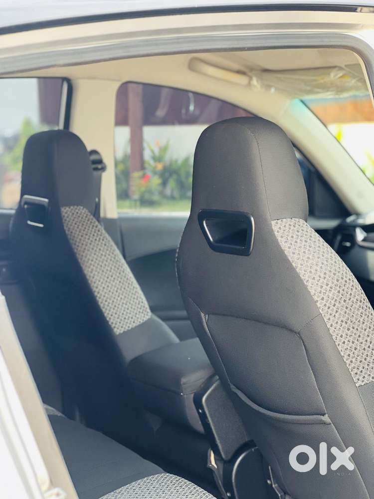 Mahindra Kuv 100 2016-2017 Mfalcon D75 K8 Aw, 2017, Petrol