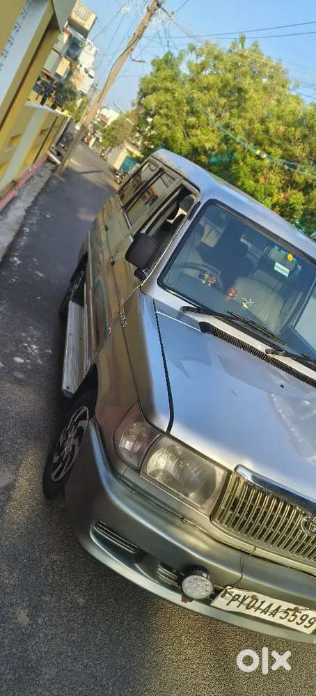 Toyota Qualis 2005 Diesel Well Maintained