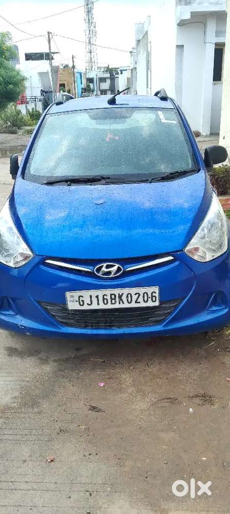 Hyundai Eon 0.8 Plus 2015 Car New Tuch Display And Back Camera Fitting