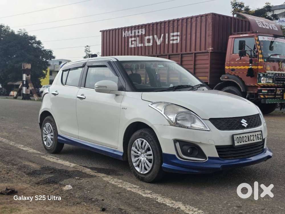 Maruti Suzuki Swift 1.2 Vxi (o), 2016, Petrol