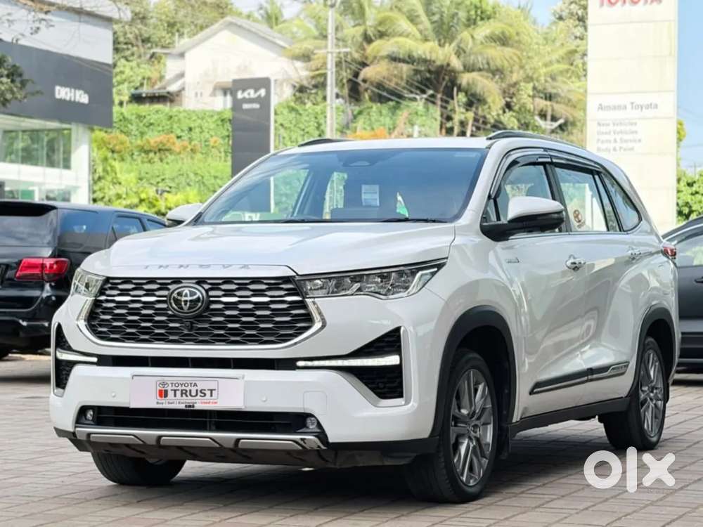 Toyota Innova Hycross 2.0 Zx (o) Hybrid 7 Str, 2024, Petrol